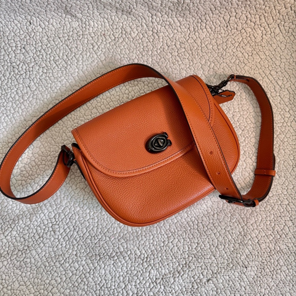 Coach Willow Saddle Bag in Canyon